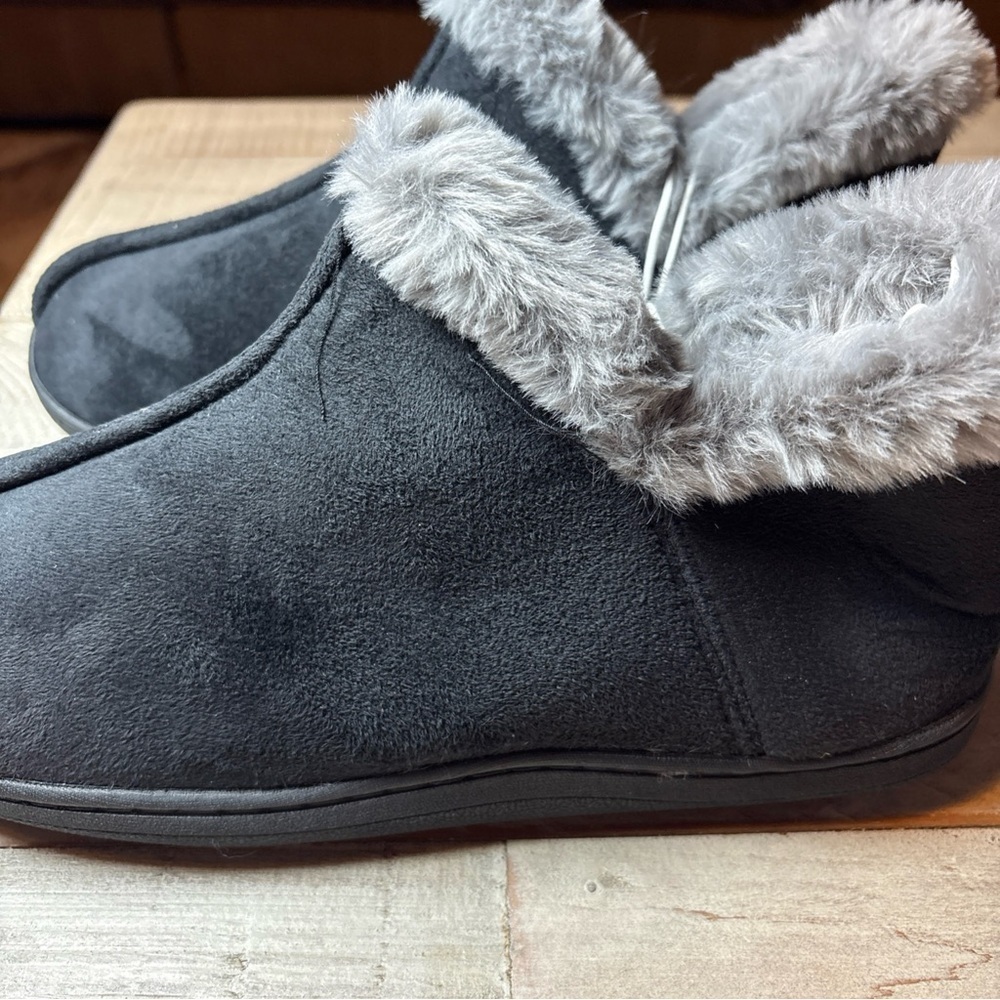 Old Navy Womens Black Faux Fur Lined Cozy Bootie Slippers Size 9 - Picture 6 of 14